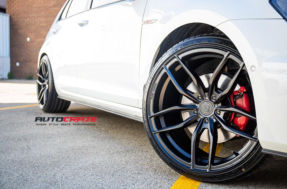 VOLKSWAGEN GOLF EFS3 MATTE BLACK